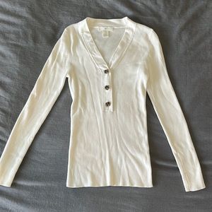 H&M White long sleeve knit shirt